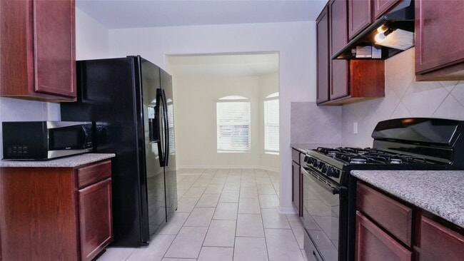 Building Photo - 3318 Madison Elm St