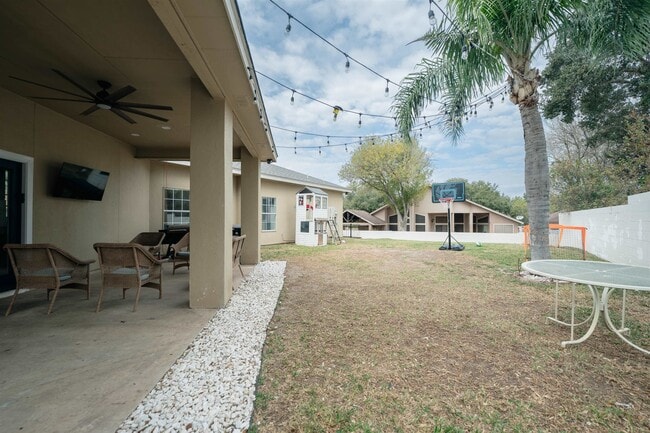 Building Photo - 1502 White Tail Ln