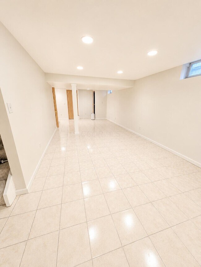 Building Photo - 2515 Pressman Dr
