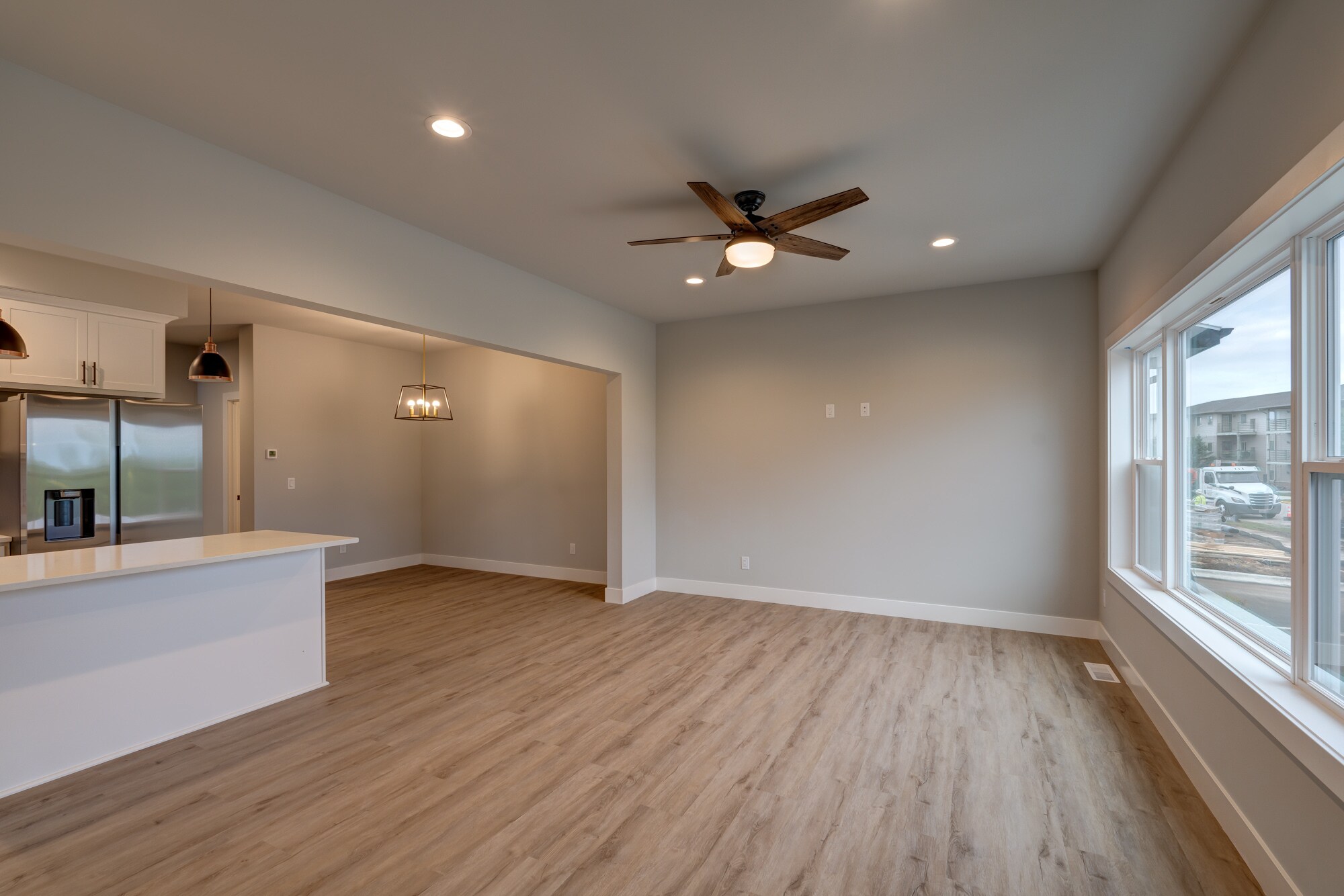 Building Photo - 113 Prairie Heights Dr