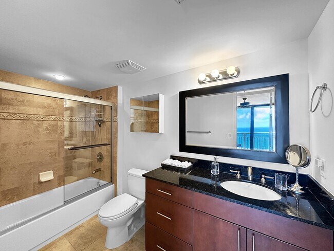 Building Photo - 3000 N Ocean Dr