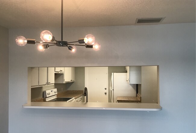 Building Photo - 610 Orange Blossom Dr