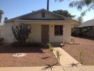 Primary Photo - 12th Ave Coach House