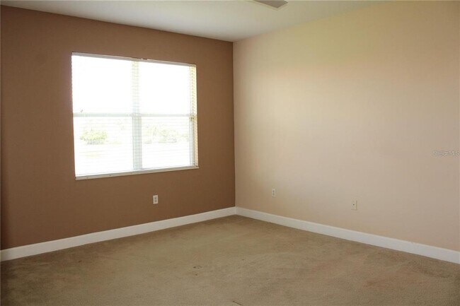 Building Photo - 3590 Parkridge Cir