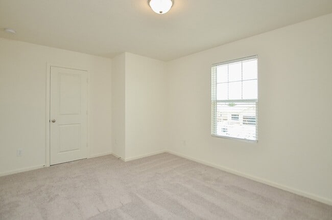 Building Photo - 1025 Long Bay Ct