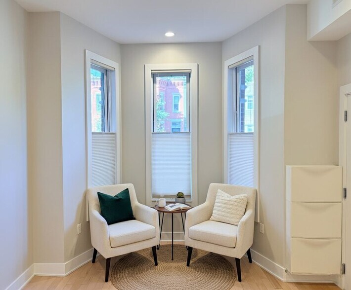 Building Photo - 1123 6th St NW