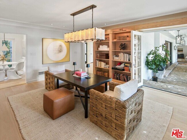 Building Photo - 657 Perugia Way