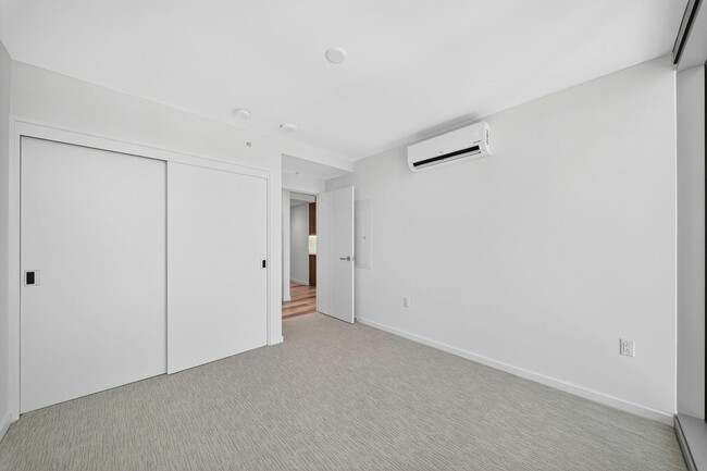 Building Photo - 1500 Rycroft St