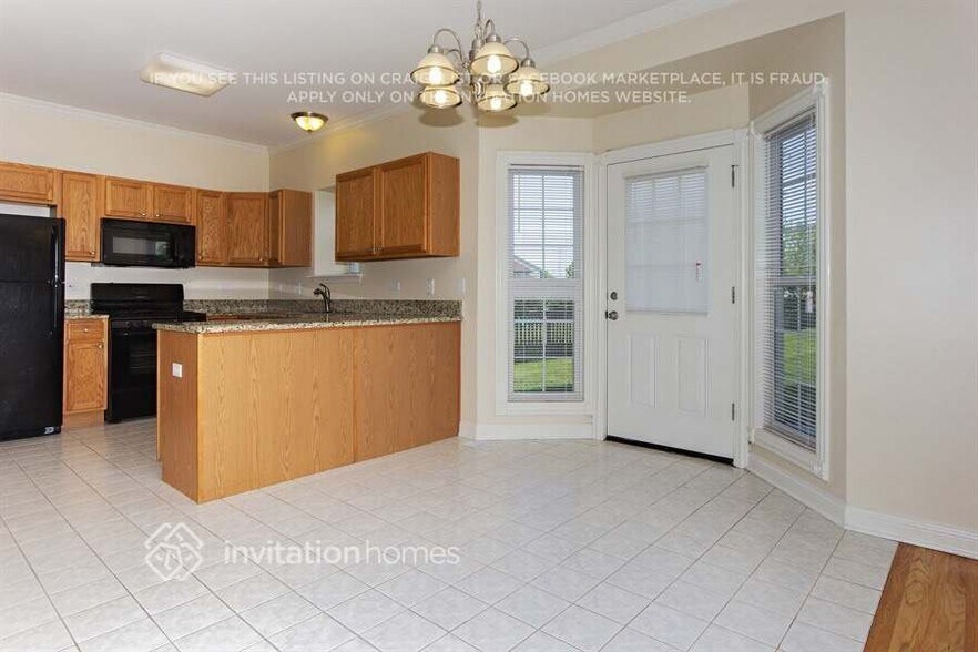 Building Photo - 2013 Arbor Falls Dr