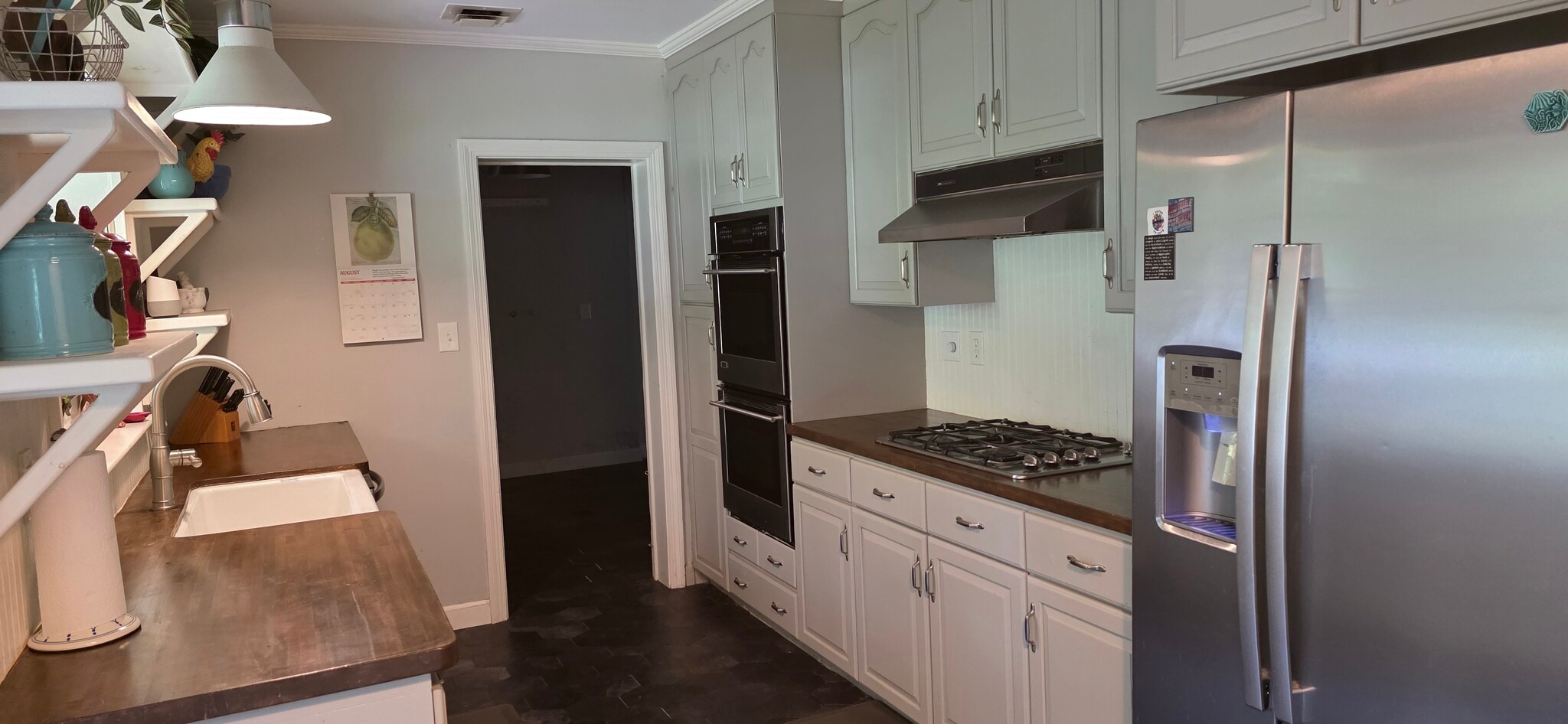 Building Photo - 10526 Sweetbriar Pky