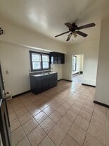 Building Photo - 3118 N 21st St