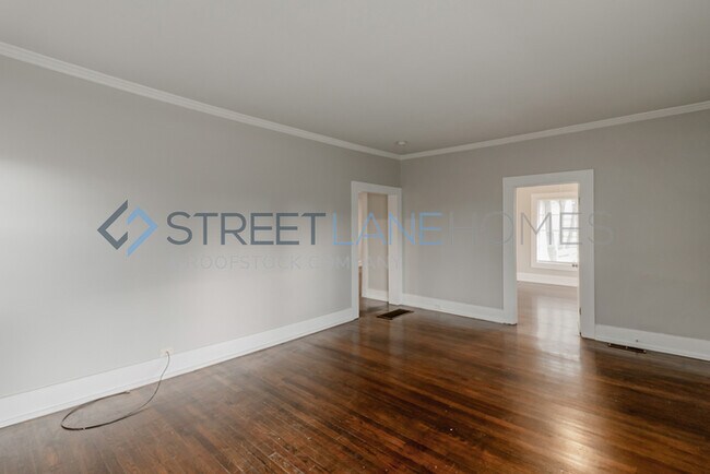 Building Photo - 250 Off First Full Month