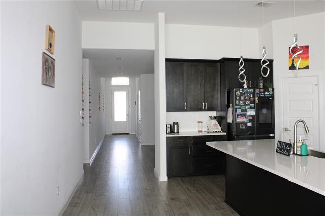 Building Photo - 3108 Armstrong Ave