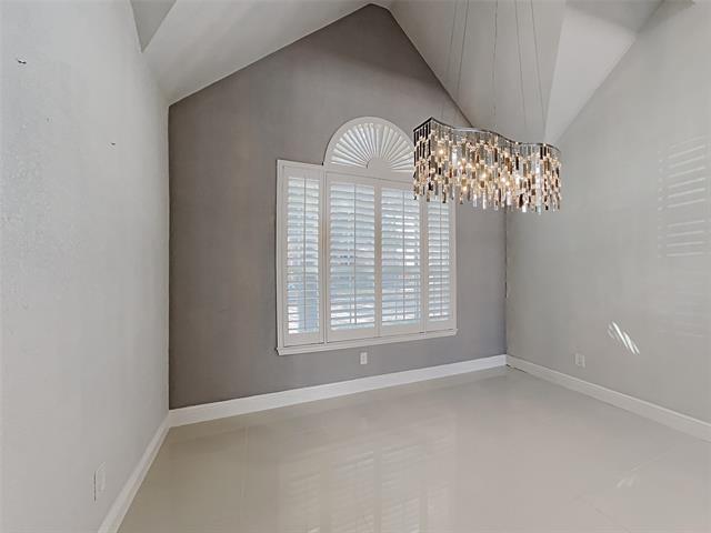 Building Photo - 14620 Stratford Ct