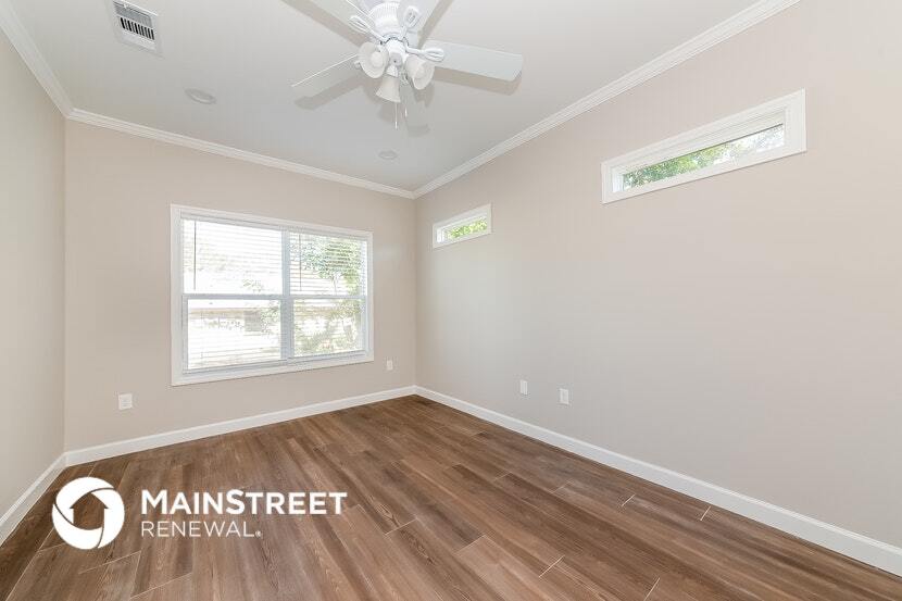 Building Photo - 509 60th Ave Dr W