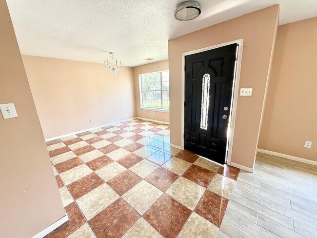 Building Photo - 10139 Woodico Dr