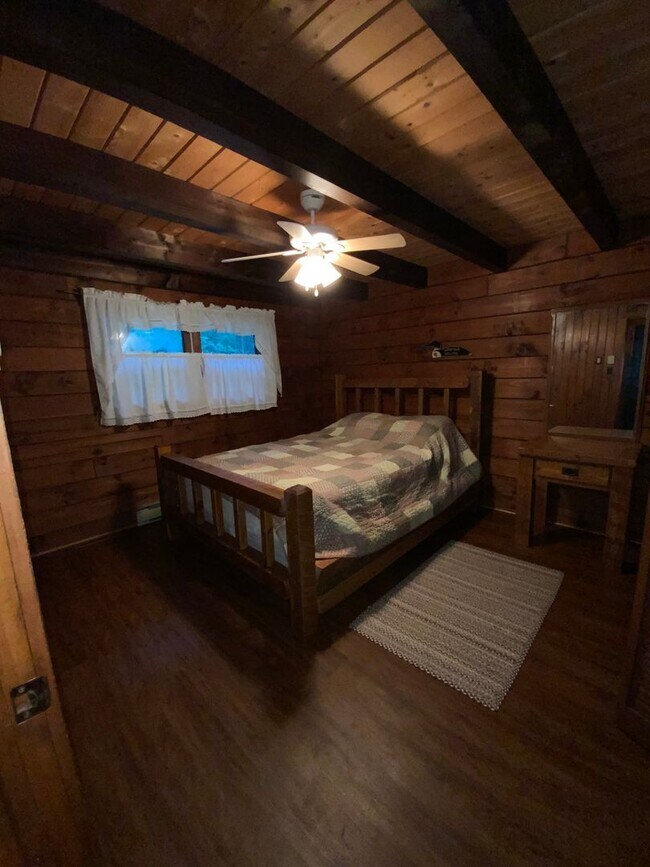 Building Photo - 88 Fox Rd