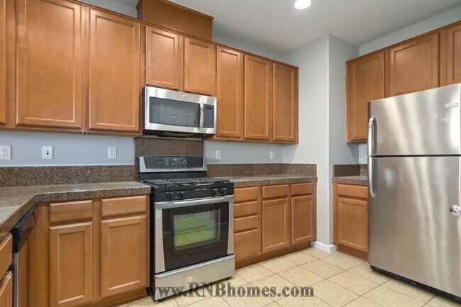 Building Photo - 1500 Hudson Cir