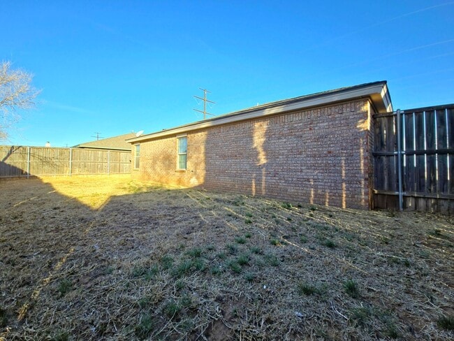 Building Photo - Spacious 4-Bedroom Home Near Cooper North Elementary
