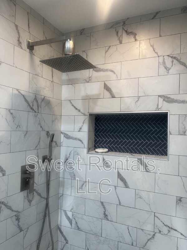 Building Photo - 47 Arabian Dr