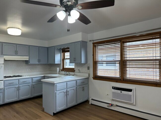 Building Photo - 2538 N 75th Ave