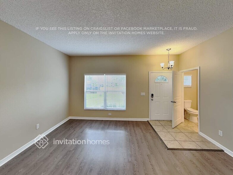 Building Photo - 395 Oak Springs Ct