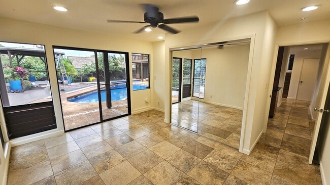 Building Photo - Architect masterpiece -  Several fruits, pool, Ac, amazing home!