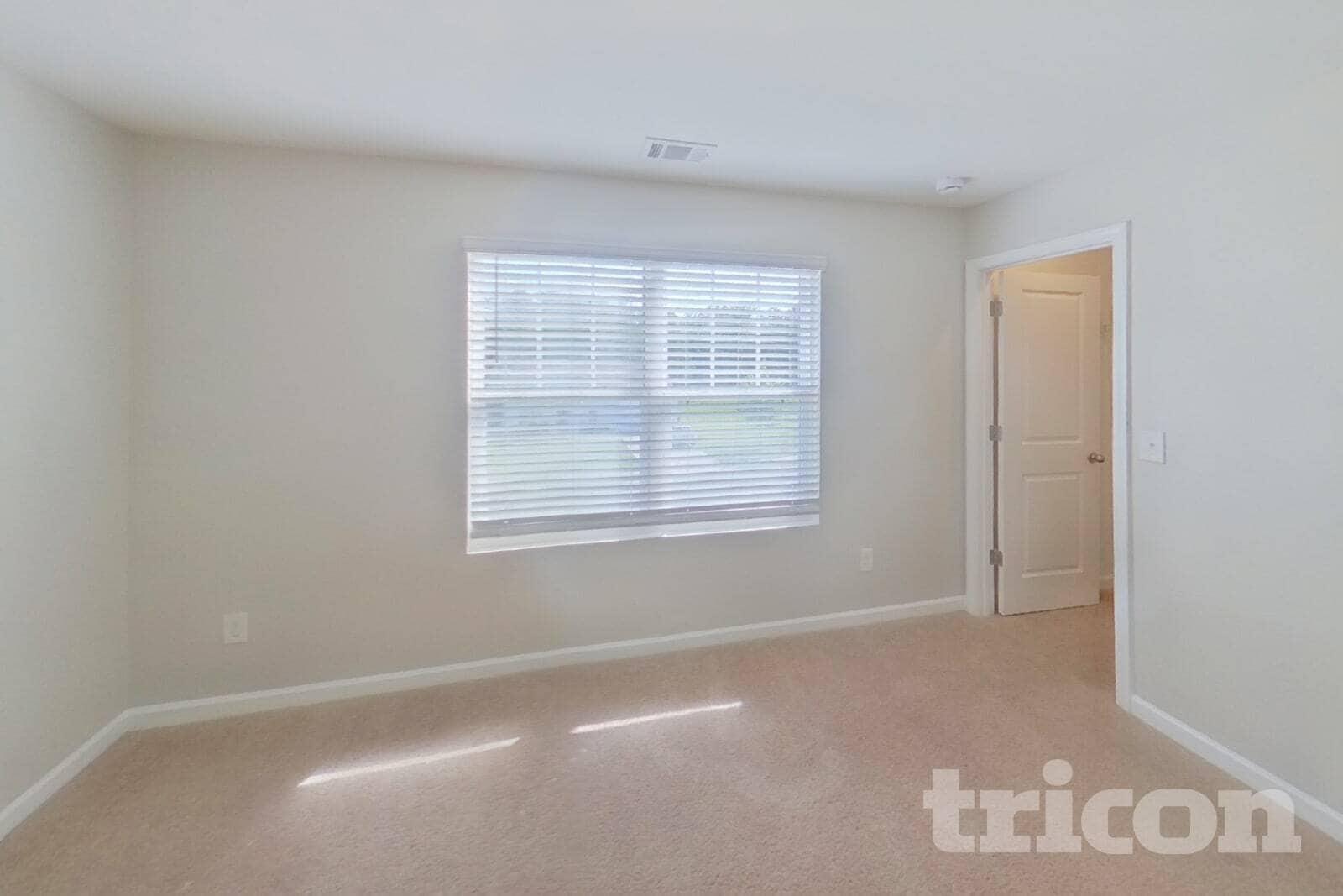 Building Photo - 1044 Hudson Ct