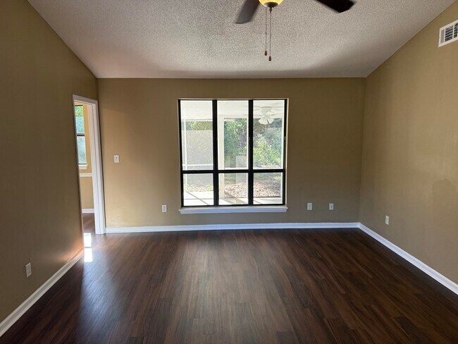 Building Photo - 3326 Quaker Springs Rd