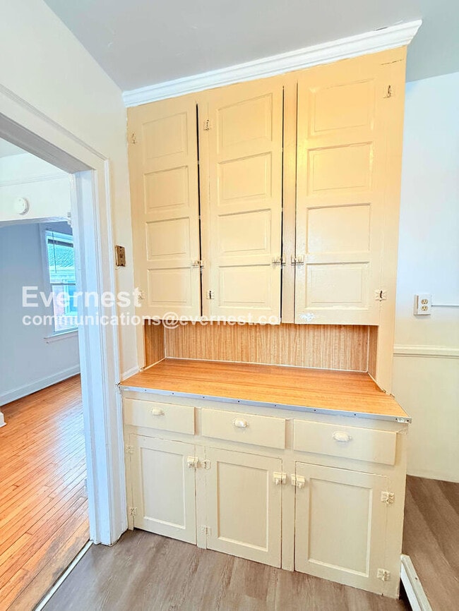 Building Photo - 12003 Prairie St