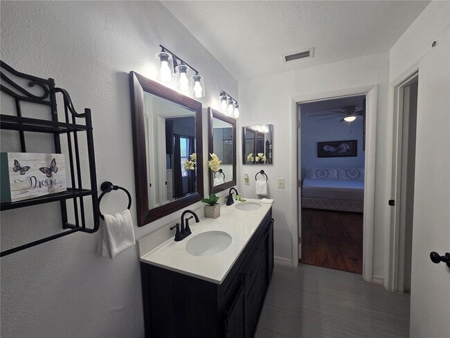 Building Photo - 803 Caribbean Dr