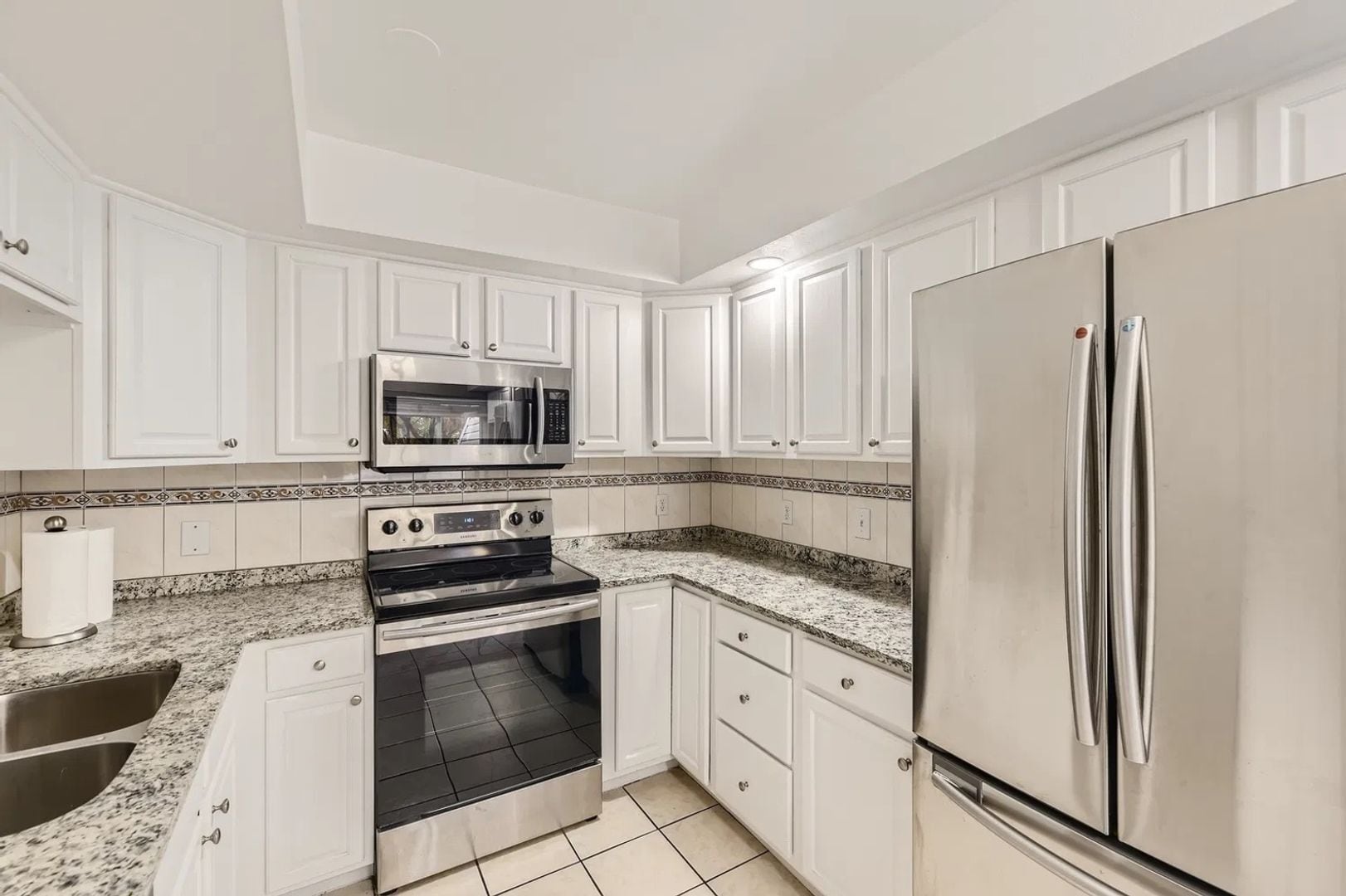 Building Photo - 2656 S Xanadu Way