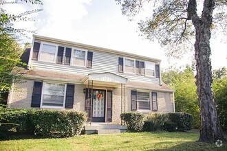 Building Photo - East Nashville Duplex Mins to Downtown