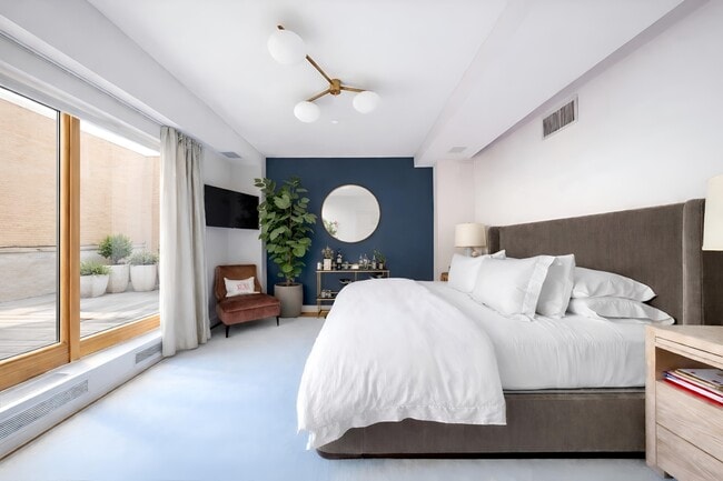 Building Photo - 145 6th Ave