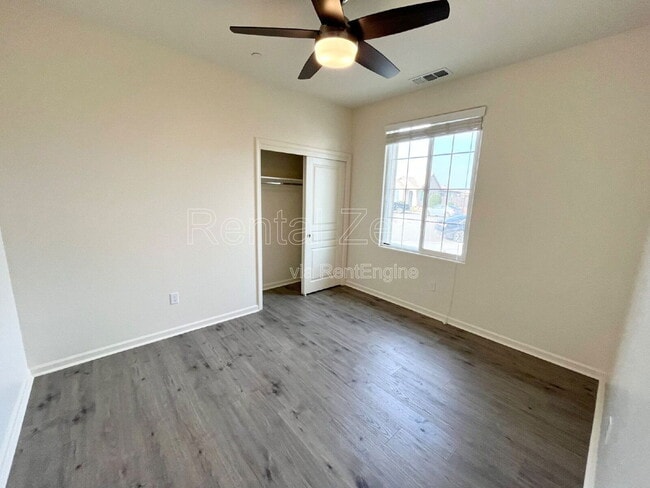 Building Photo - 4304 Strathmore Pl