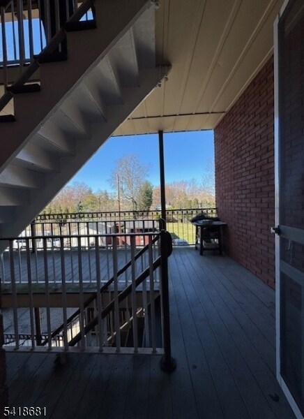 Building Photo - 20 North St