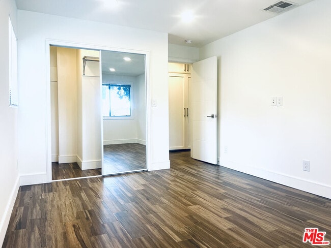 Building Photo - 532 El Dorado St