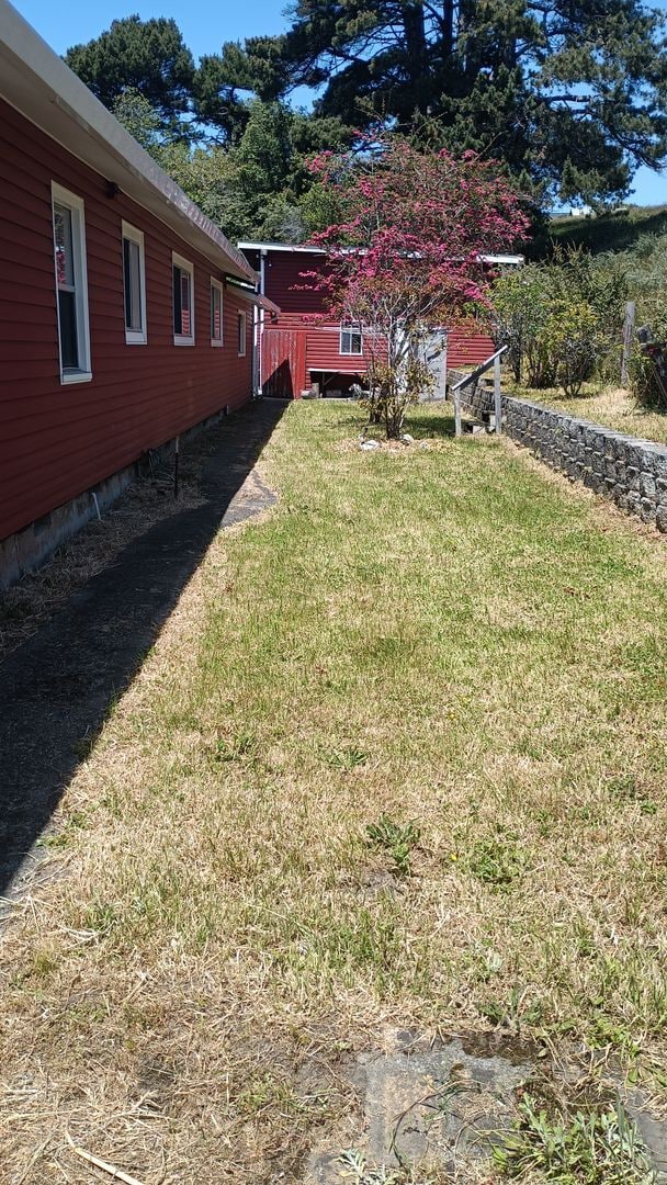 Building Photo - Custom House in McKinleyville with a View!