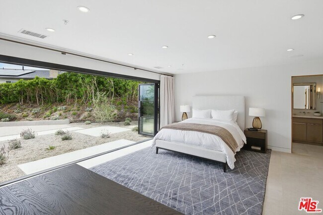 Building Photo - 6326 Trancas Canyon Rd