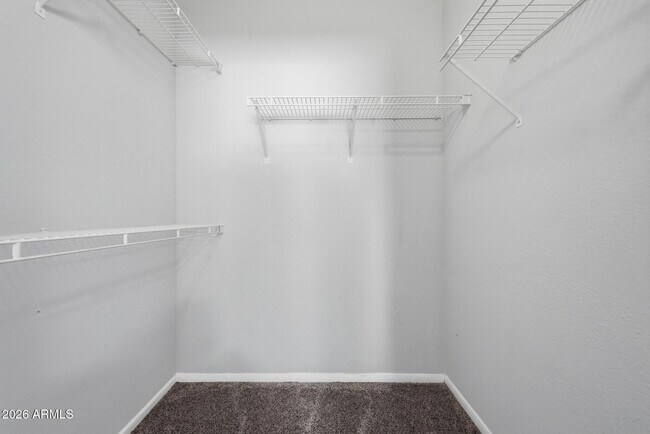 Building Photo - 16013 S Desert Foothills Pkwy