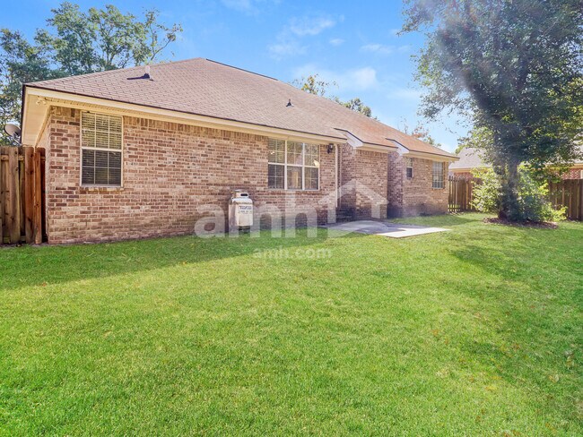 Building Photo - 154 Jamestown Dr