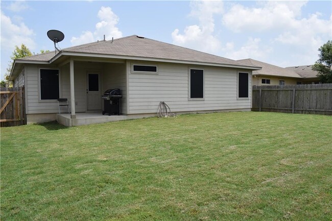 Building Photo - 320 Altamont St