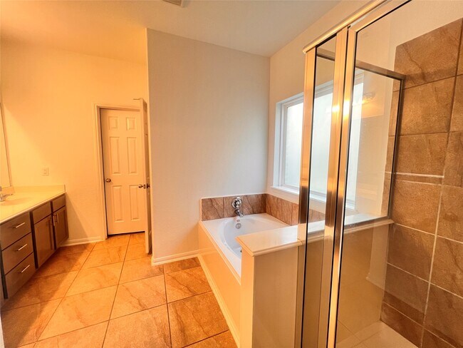 Building Photo - 23431 Breckenridge Dale Ln