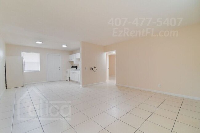 Building Photo - 623 9th St