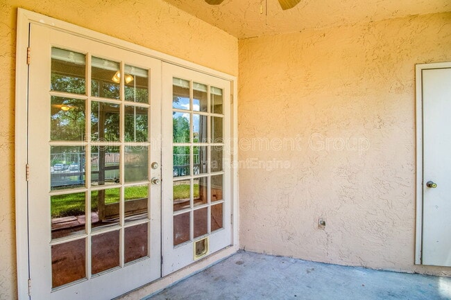 Building Photo - 670 Sandy Neck Ln