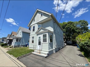 Building Photo - 35 Dana St