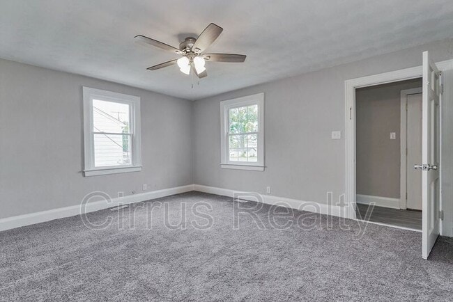 Building Photo - 3611 1/2 King St