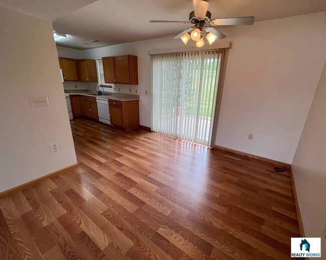 Building Photo - 3 Bedroom townhome available soon!