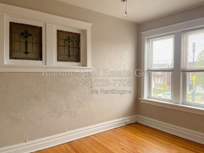 Building Photo - 5067 Chippewa St