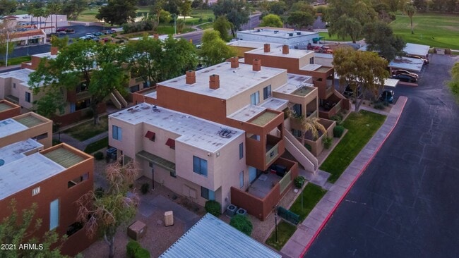 Building Photo - Two bedroom, two bathroom Scottsdale Condo!